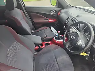 Used 2015 Nissan Juke Acenta Premium White - Interior and Exterior details 12