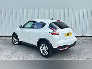 Used 2015 Nissan Juke Acenta Premium White - Interior and Exterior details 10