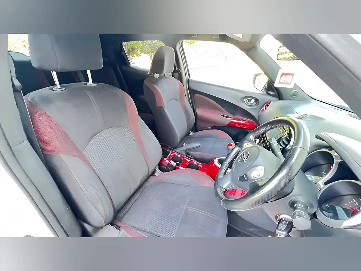 Used 2015 Nissan Juke Acenta Premium White - Interior and Exterior details 19