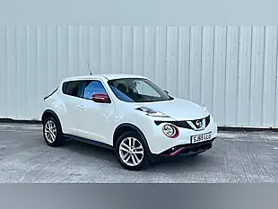 Used 2015 Nissan Juke Acenta Premium White - Interior and Exterior details 5