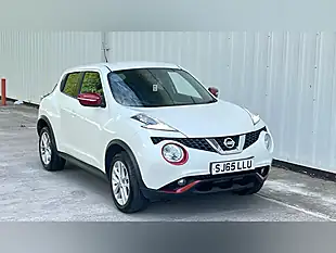 Used 2015 Nissan Juke Acenta Premium White - Interior and Exterior details 7