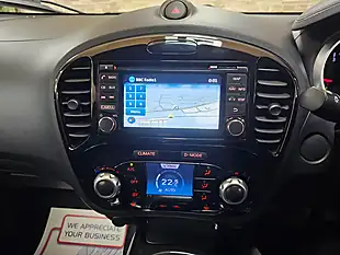 Used 2015 Nissan Juke Acenta Premium Yellow - Interior and Exterior details 12
