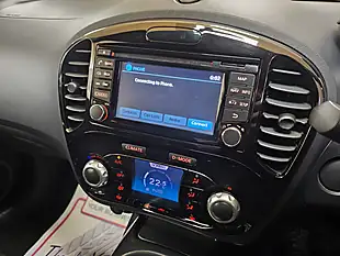 Used 2015 Nissan Juke Acenta Premium Yellow - Interior and Exterior details 13