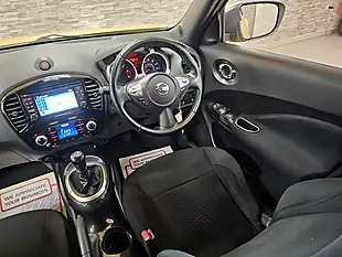 Used 2015 Nissan Juke Acenta Premium Yellow - Interior and Exterior details 17