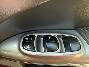 Used 2015 Nissan Juke Acenta Red - Interior and Exterior details 13