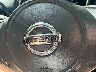 Used 2015 Nissan Juke Acenta Red - Interior and Exterior details 14