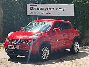 Used 2015 Nissan Juke Acenta Red - Interior and Exterior details 3