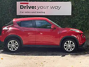 Used 2015 Nissan Juke Acenta Red - Interior and Exterior details 6