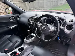 Used 2015 Nissan Juke Acenta Red - Interior and Exterior details 13