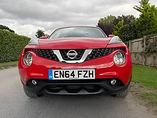 Used 2015 Nissan Juke Acenta Red - Interior and Exterior details 2