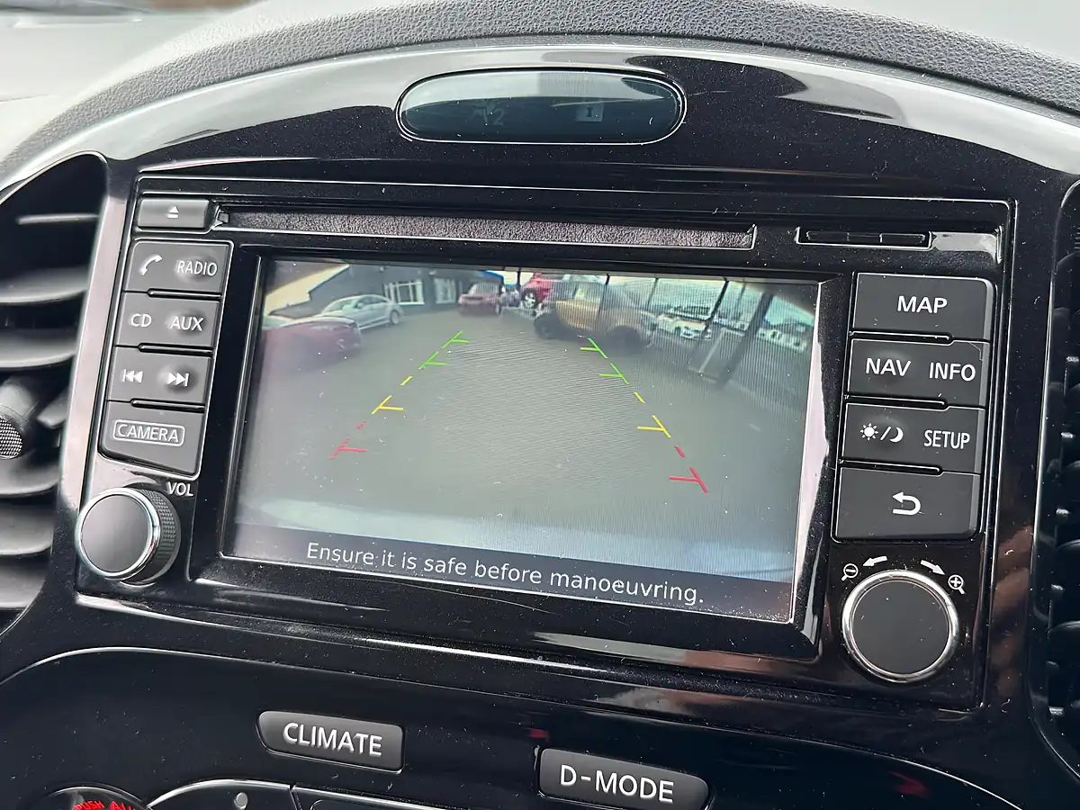 Used 2015 Nissan Juke N-Connecta Grey - Interior and Exterior details 16