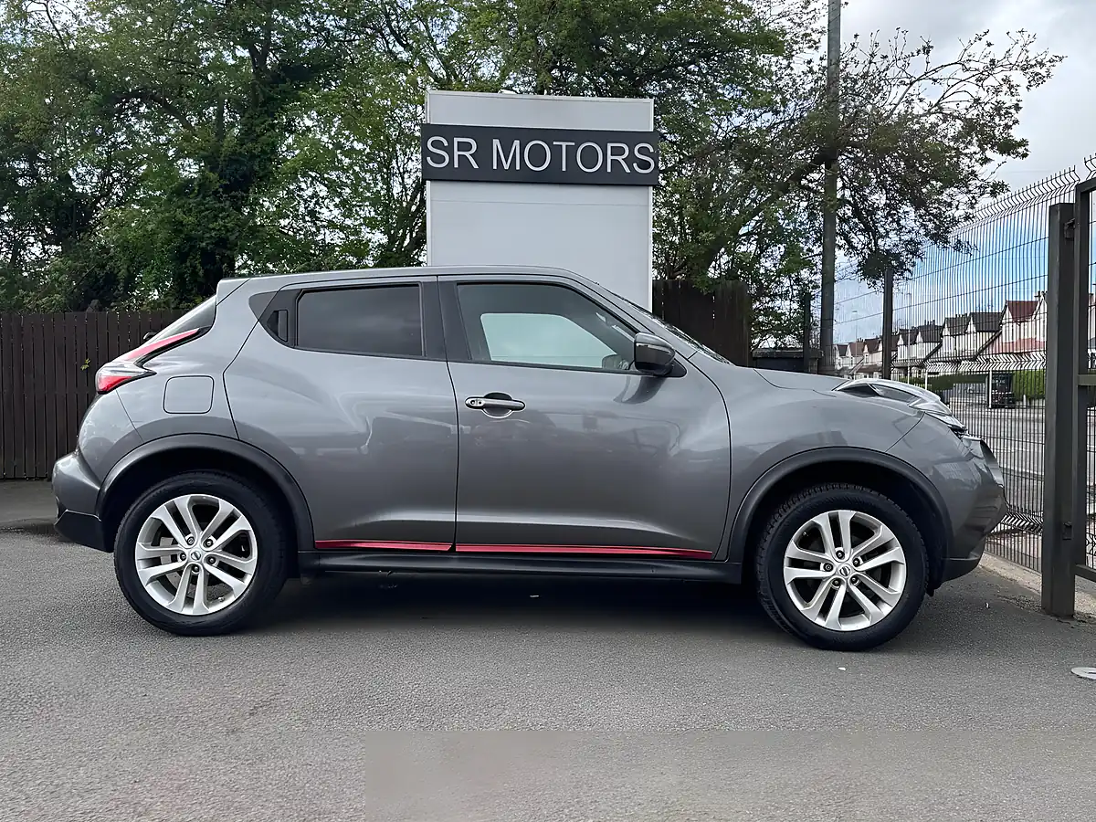 Used 2015 Nissan Juke N-Connecta Grey - Interior and Exterior details 6