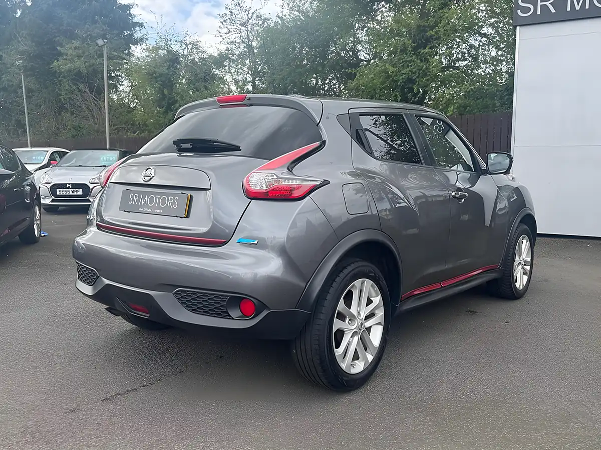 Used 2015 Nissan Juke N-Connecta Grey - Interior and Exterior details 8