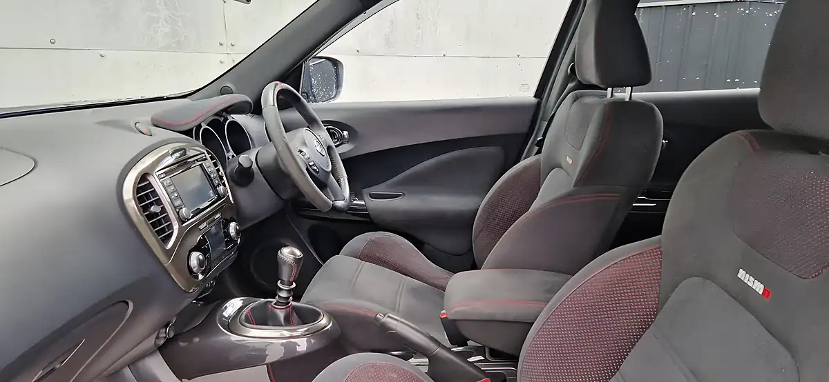 Used 2015 Nissan Juke Nismo RS Black - Interior and Exterior details 16