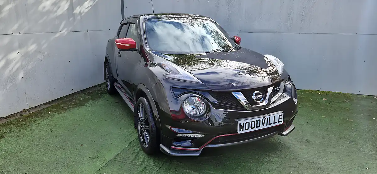 Used 2015 Nissan Juke Nismo RS Black - Interior and Exterior details 3