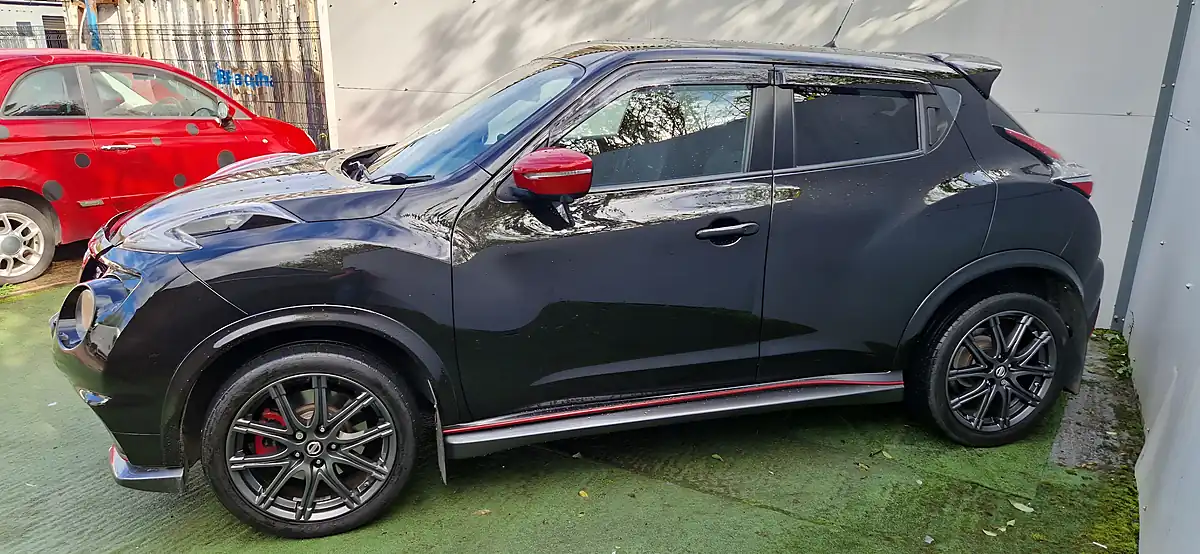 Used 2015 Nissan Juke Nismo RS Black - Interior and Exterior details 6