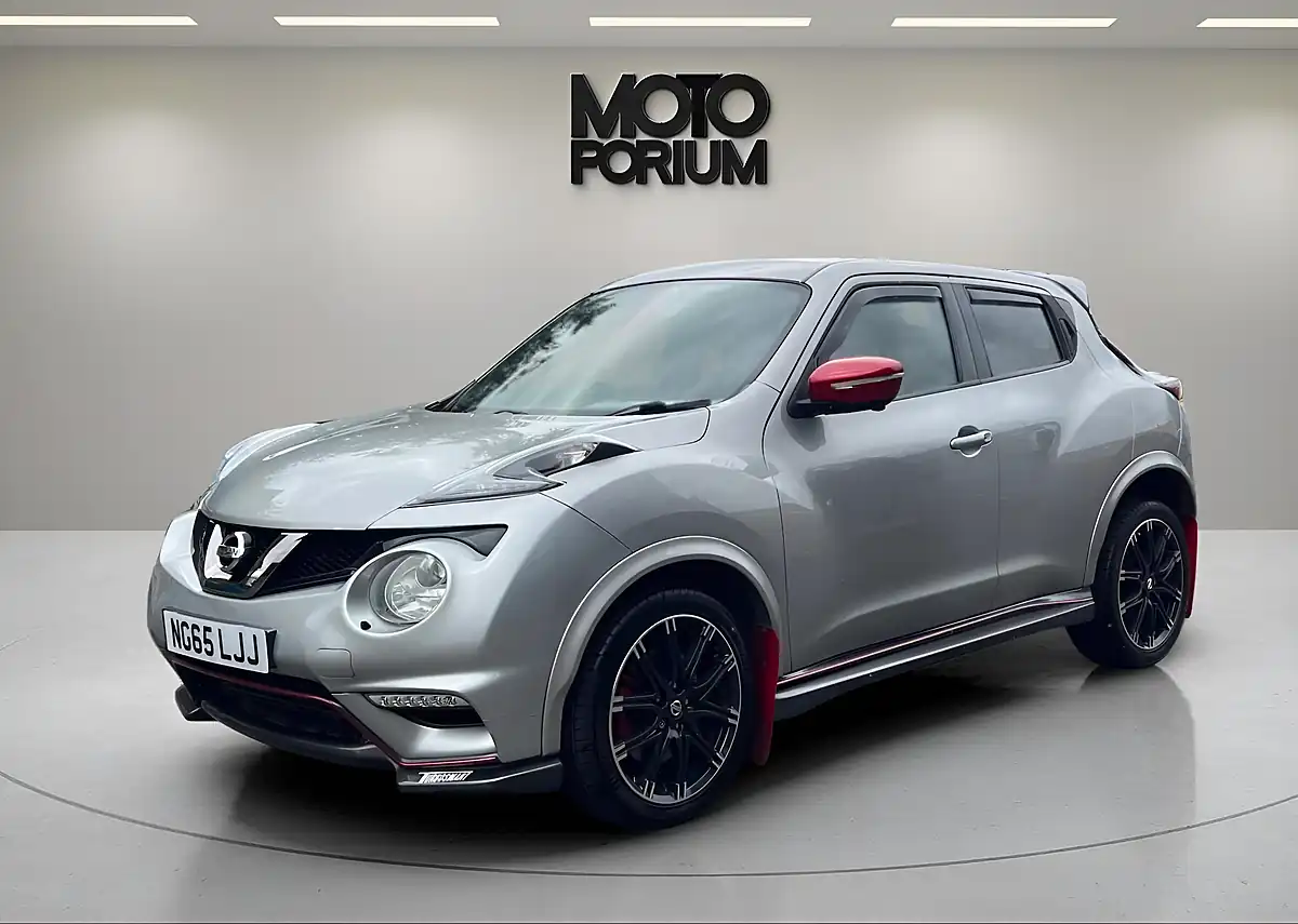 Used 2015 Nissan Juke Nismo RS Silver - Interior and Exterior details 2