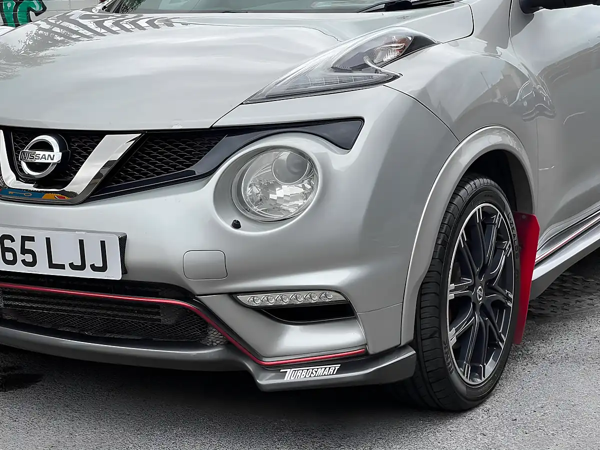 Used 2015 Nissan Juke Nismo RS Silver - Interior and Exterior details 20