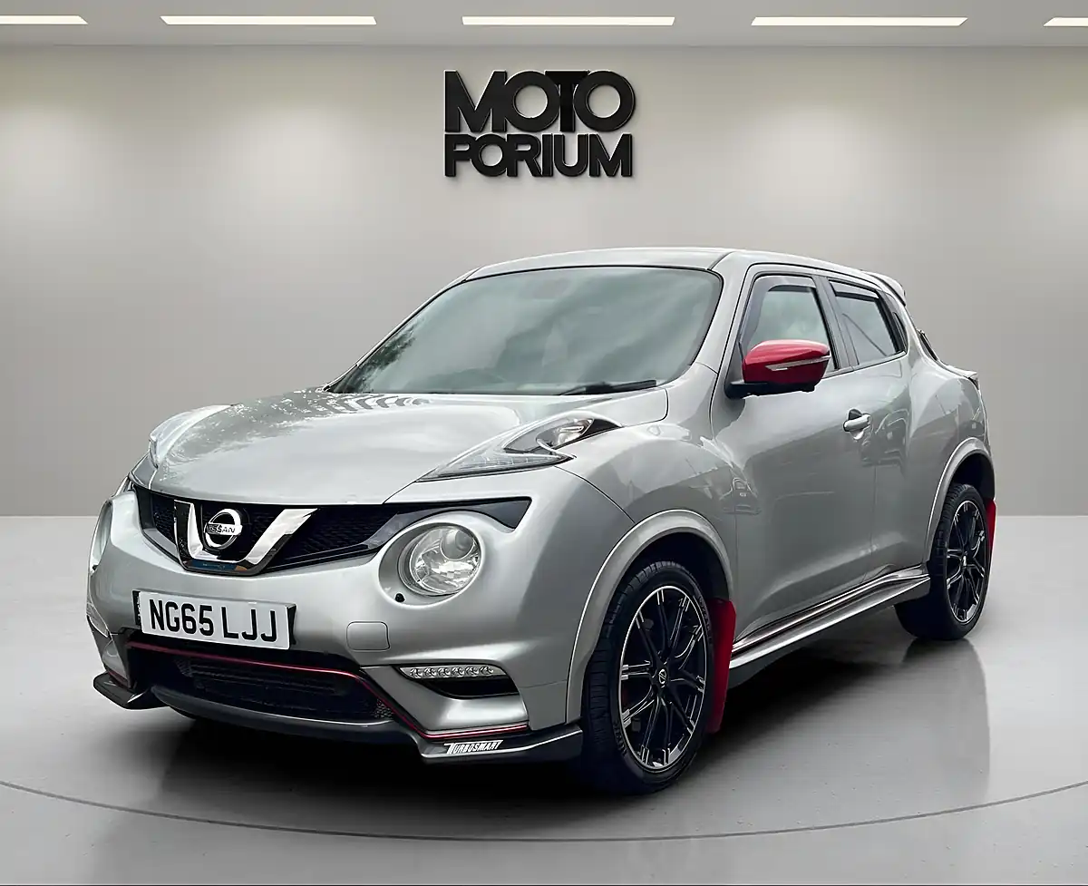 Used 2015 Nissan Juke Nismo RS Silver - Interior and Exterior details 9