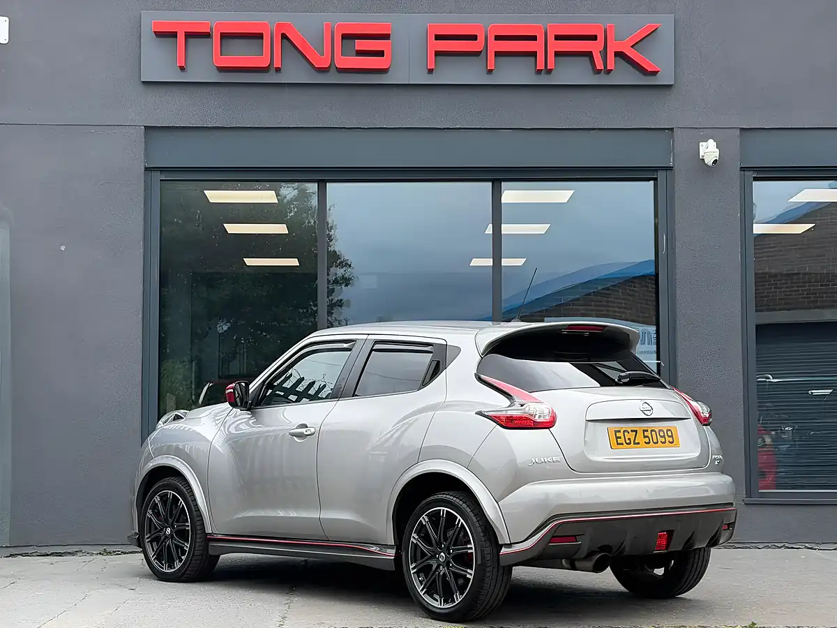 Used 2015 Nissan Juke Nismo RS Silver - Interior and Exterior details 4