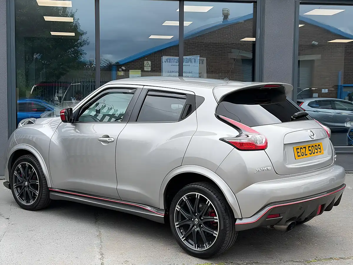 Used 2015 Nissan Juke Nismo RS Silver - Interior and Exterior details 5