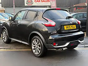 Used 2015 Nissan Juke Tekna Black - Interior and Exterior details 2