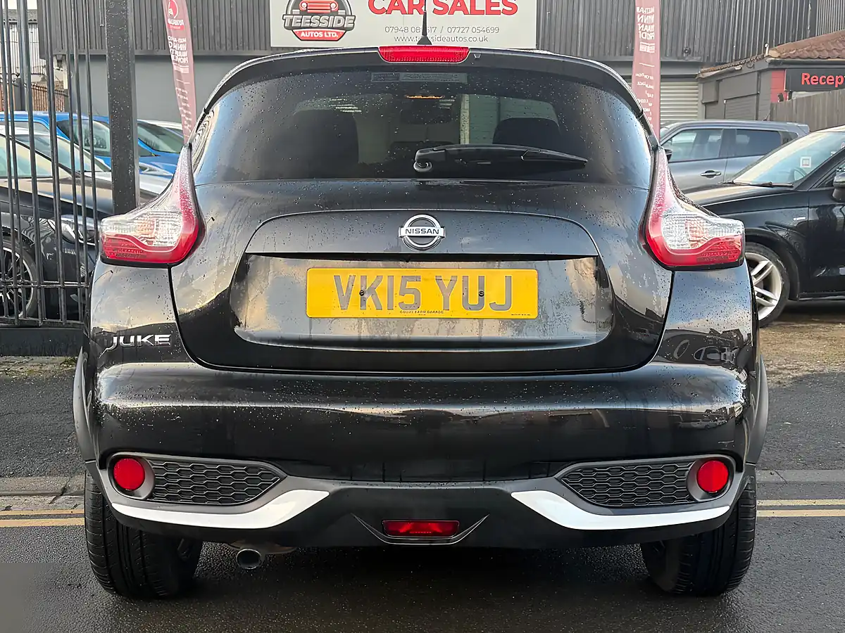 Used 2015 Nissan Juke Tekna Black - Interior and Exterior details 8