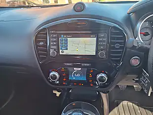 Used 2015 Nissan Juke Tekna Black - Interior and Exterior details 8