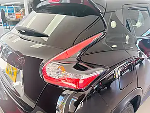 Used 2015 Nissan Juke Tekna Black - Interior and Exterior details 14