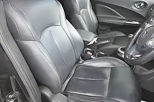 Used 2015 Nissan Juke Tekna Black - Interior and Exterior details 11