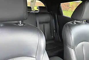 Used 2015 Nissan Juke Tekna Black - Interior and Exterior details 14