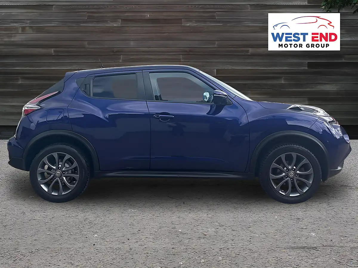 Used 2015 Nissan Juke Tekna Blue - Interior and Exterior details 2
