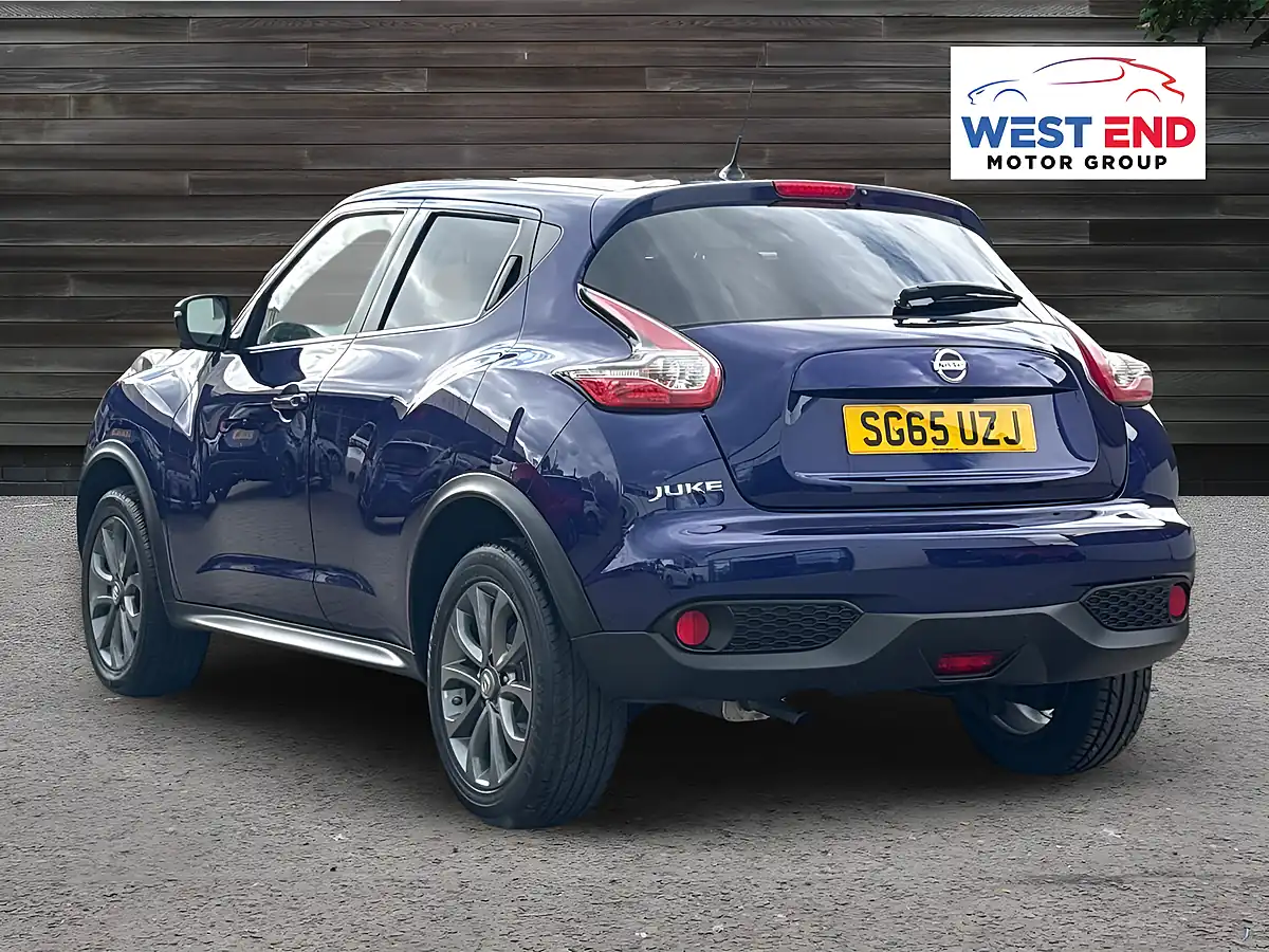 Used 2015 Nissan Juke Tekna Blue - Interior and Exterior details 3