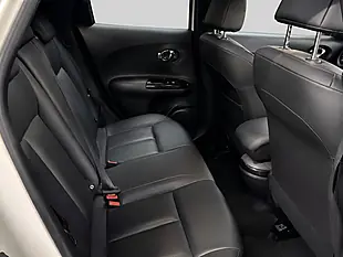 Used 2015 Nissan Juke Tekna Edition White - Interior and Exterior details 7