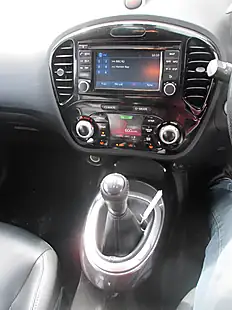 Used 2015 Nissan Juke Tekna Red - Interior and Exterior details 9