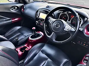 Used 2015 Nissan Juke Tekna Red - Interior and Exterior details 2