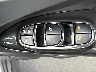 Used 2015 Nissan Juke Tekna Silver - Interior and Exterior details 12