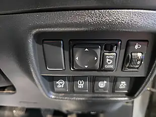 Used 2015 Nissan Juke Tekna Silver - Interior and Exterior details 19