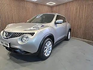 Used 2015 Nissan Juke Tekna Silver - Interior and Exterior details 3