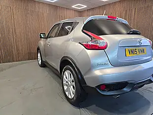 Used 2015 Nissan Juke Tekna Silver - Interior and Exterior details 4