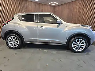 Used 2015 Nissan Juke Tekna Silver - Interior and Exterior details 7