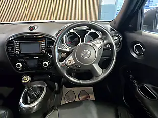 Used 2015 Nissan Juke Tekna Silver - Interior and Exterior details 9