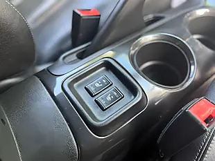 Used 2015 Nissan Juke Tekna Storm White - Interior and Exterior details 13