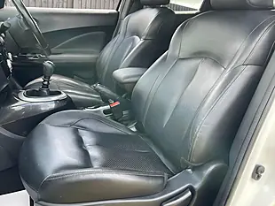 Used 2015 Nissan Juke Tekna Storm White - Interior and Exterior details 19