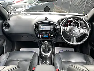 Used 2015 Nissan Juke Tekna Storm White - Interior and Exterior details 8