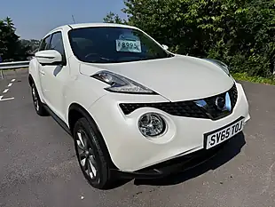 Used 2015 Nissan Juke Tekna White - Interior and Exterior details 11