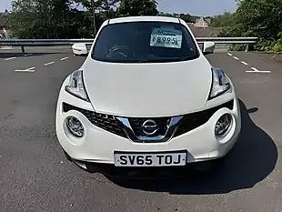 Used 2015 Nissan Juke Tekna White - Interior and Exterior details 12