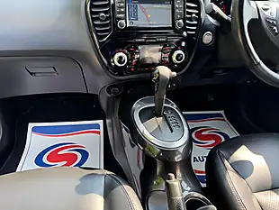 Used 2015 Nissan Juke Tekna White - Interior and Exterior details 17
