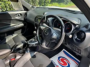 Used 2015 Nissan Juke Tekna White - Interior and Exterior details 19