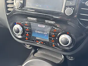 Used 2015 Nissan Juke Tekna White - Interior and Exterior details 17